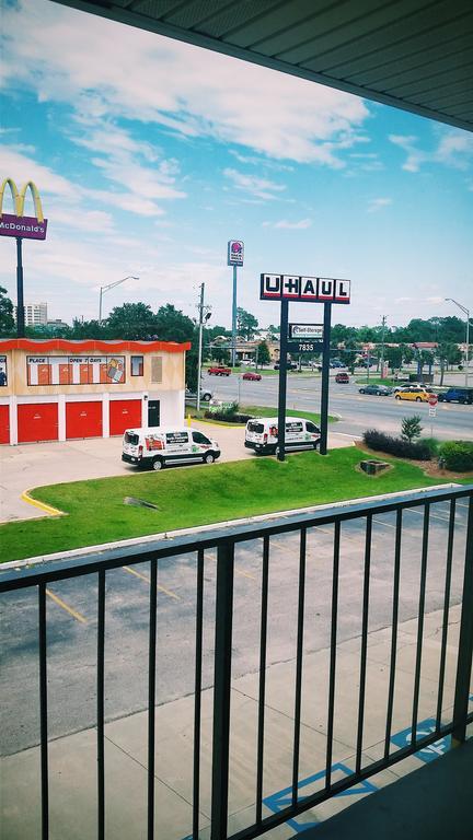 Days Inn Pensacola North Ferry Pass ภายนอก รูปภาพ