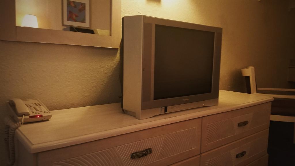 Days Inn Pensacola North Ferry Pass ภายนอก รูปภาพ